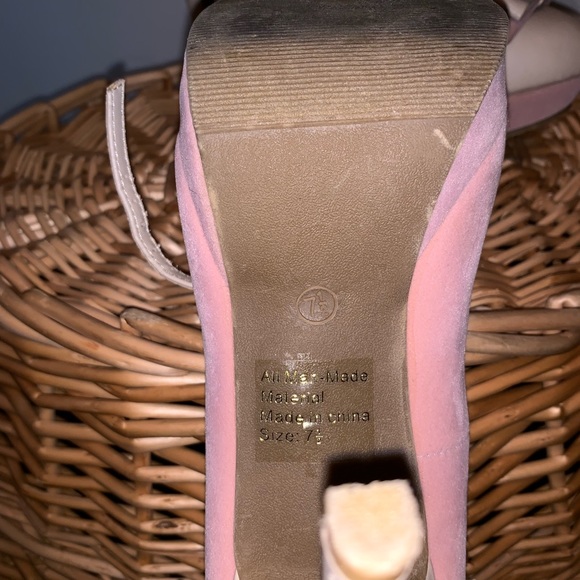 Charming Charlie pink bow heels - Picture 4 of 6